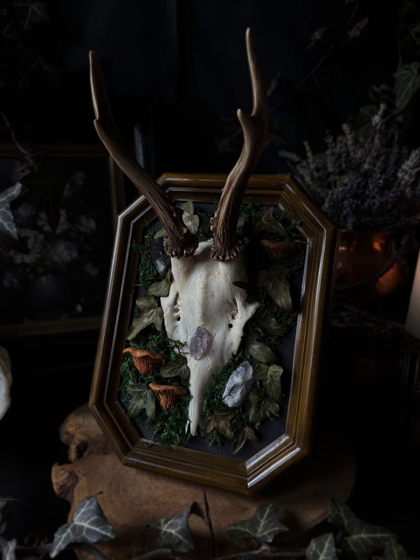 Gods of the Forest I (Vintage Frame, 20x15 cm)