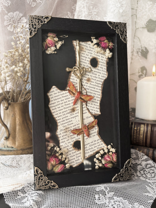 Paper Reliquary – Twin Hawk Moths (22x12cm)