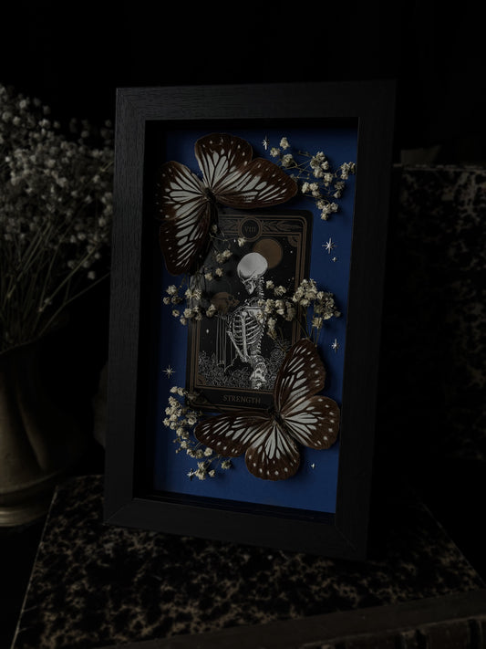 „Strength“ - Valeria titrea (23x12cm)