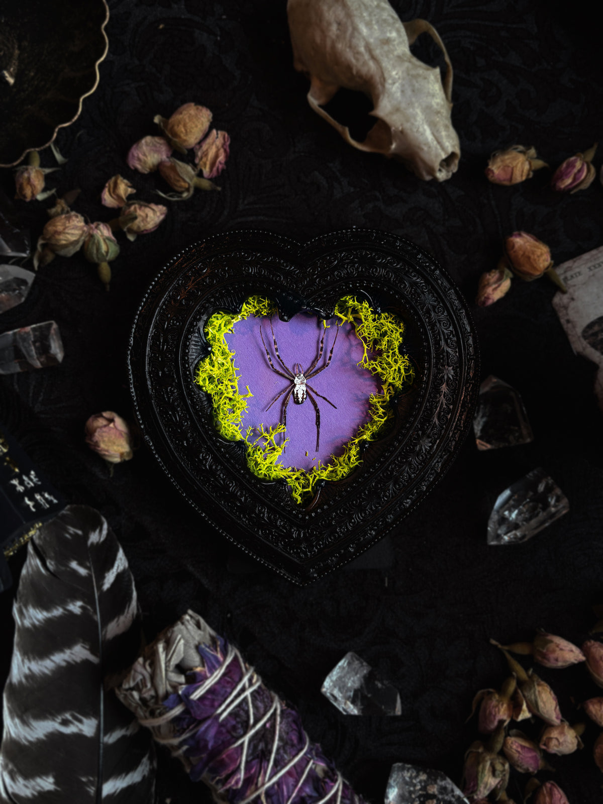 "Strange Love"  (7 × 5 cm)