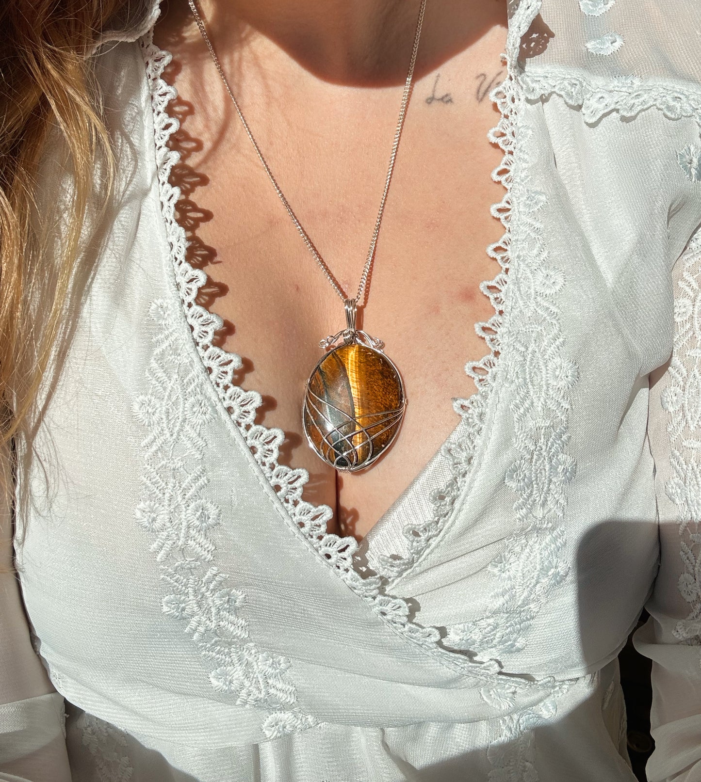 Swirl Wrapped Gemstone Necklace - Tiger Eye