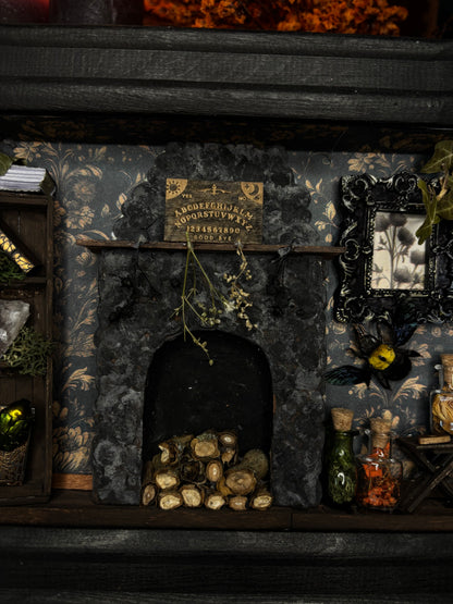 🕯️ Witch’s Kitchen – Miniature Curiosity Frame (18x13cm)