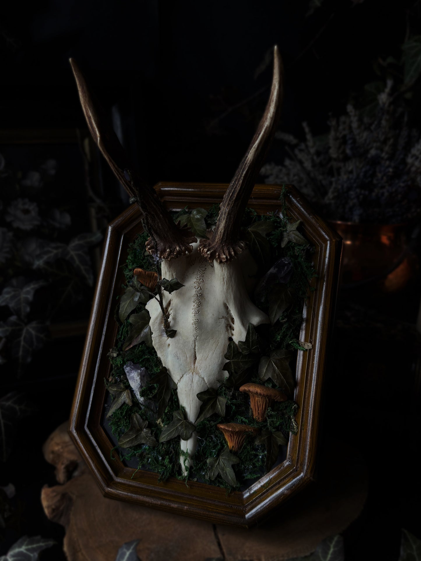 Gods of the Forest II (Vintage Frame, 20x15 cm)