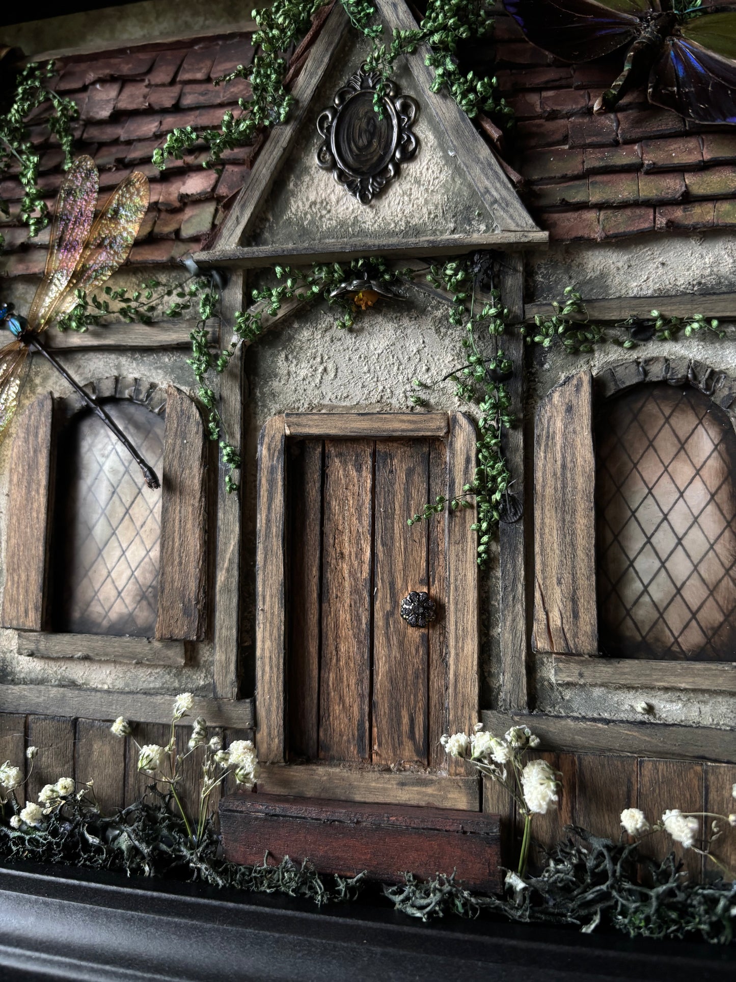 Witchy spring cottage - one of a kind!