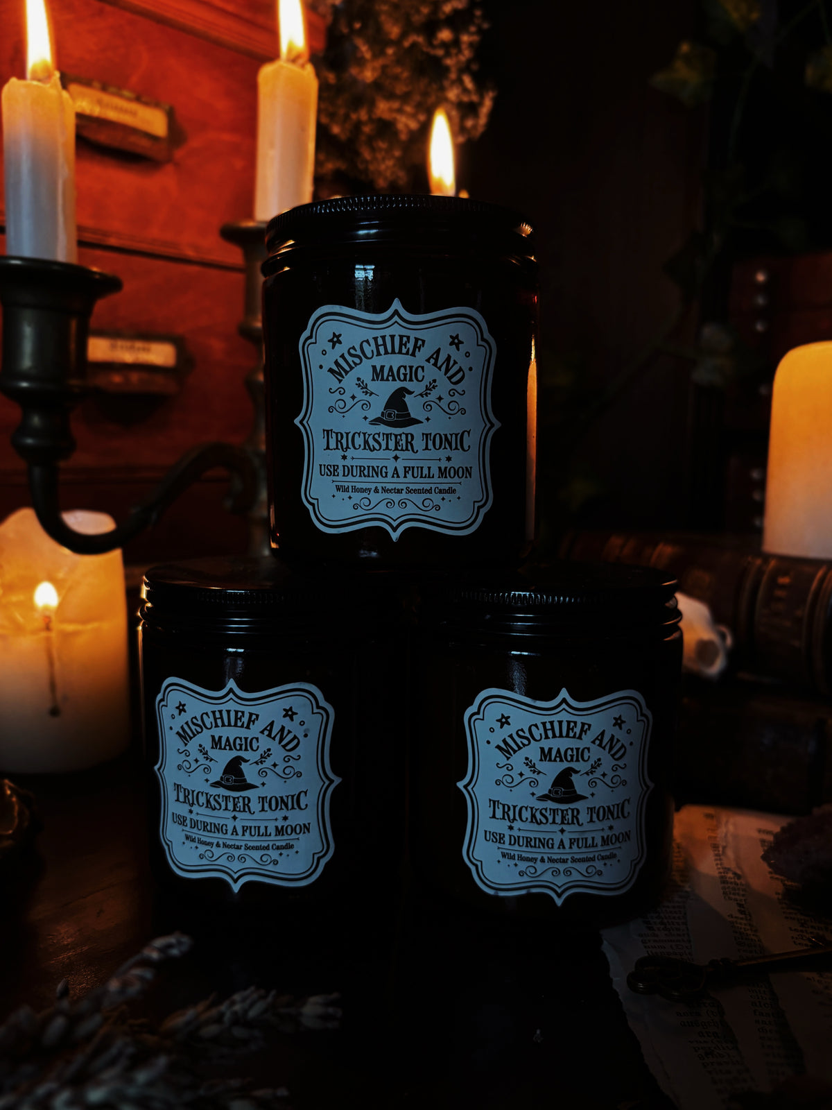 Mischief and Magic Wild Honey & Nectar Candle