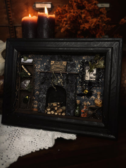 🕯️ Witch’s Kitchen – Miniature Curiosity Frame (18x13cm)