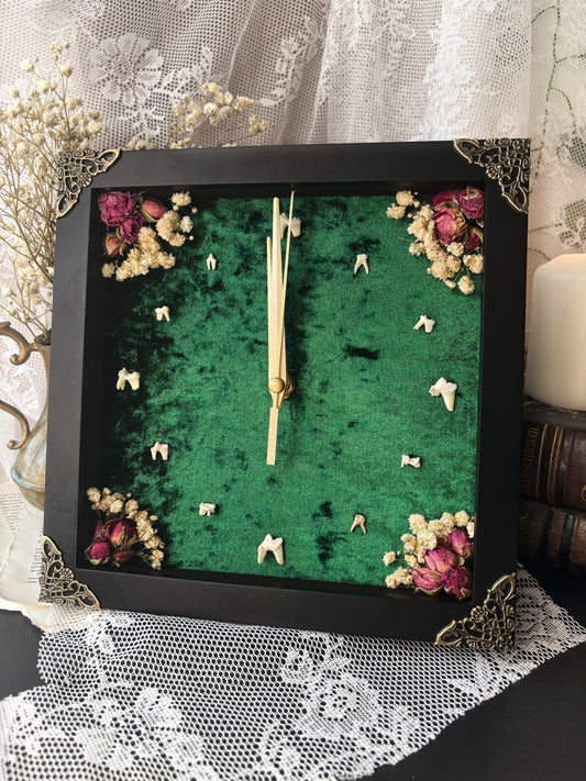 “Timekeeper of the Wild” – Framed Clock with Fox Teeth & Florals (20x20cm)