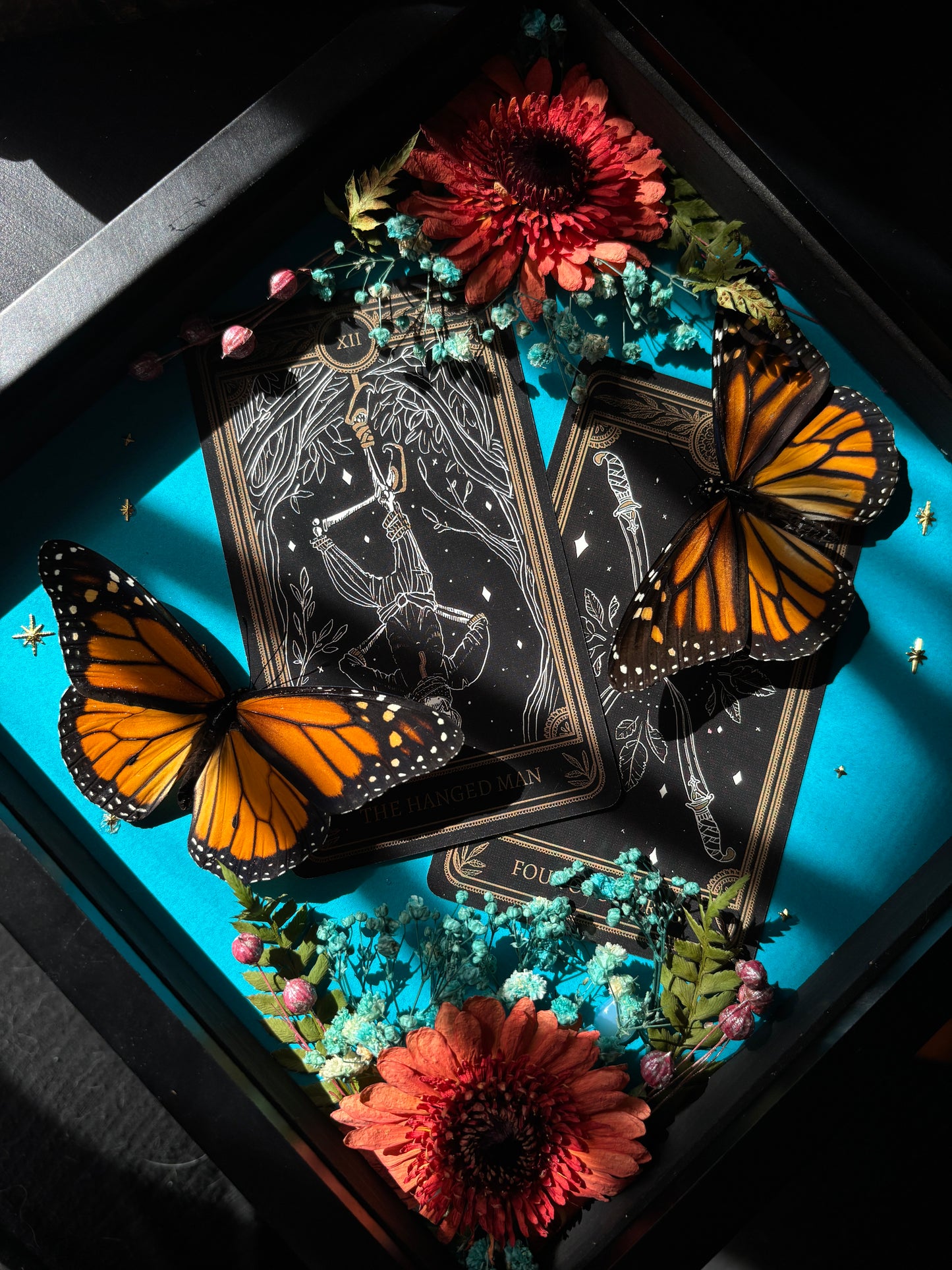 Tarot Magic – Danaus plexippus – Vertical Frame (20x20cm)