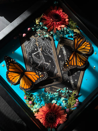 Tarot Magic – Danaus plexippus – Vertical Frame (20x20cm)