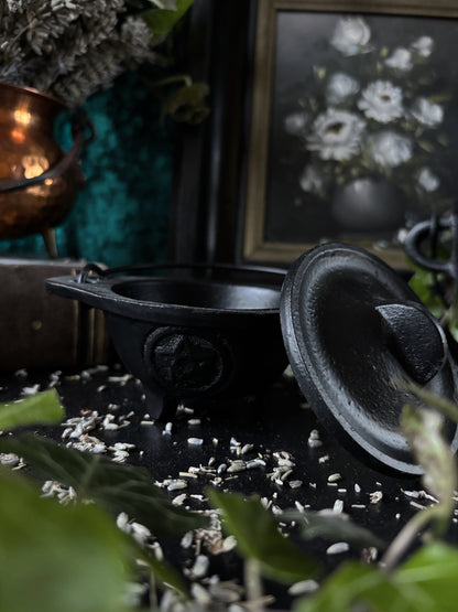 Mini Cast iron cauldron