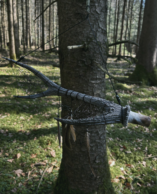 Forest Totem – Antler Relic (Wall Piece, 80 cm)