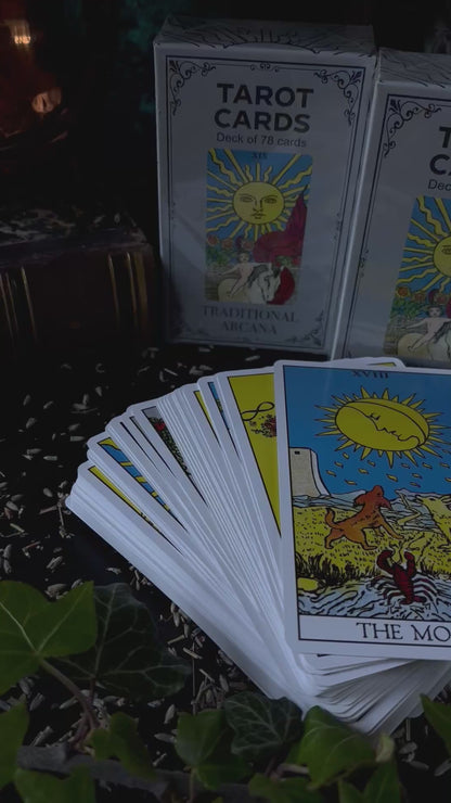 Tarot Cards with Guide Book - Tradional