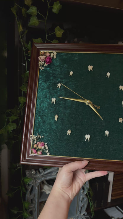 “Timekeeper of the Wild” – Framed Vintage Clock with Deer Teeth & Florals (34x34cm)
